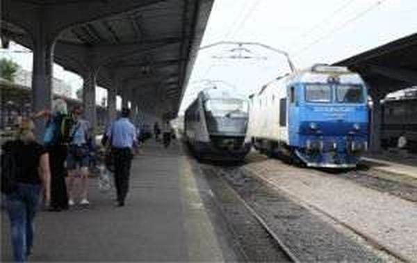 Trenurile Soarelui vor asigura legături directe din toata ţara cu staţiunile de pe litoral