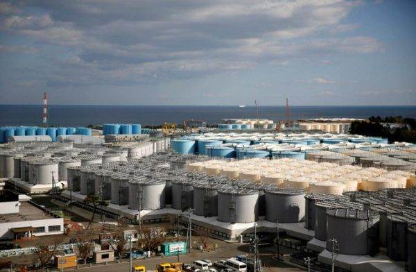 AIEA dă voie Japoniei să deverseze în ocean apa radioactivă de la centrala Fukushima