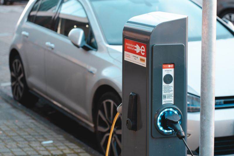 Observatorul Arval pentru Mobilitate : 89% dintre companiile din România rămân încrezătoare cu privire la dezvoltarea flotelor auto 