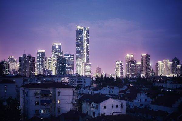 Surse: Băncile din China vând dolari ca să ţină în frâu deprecierea yuanului