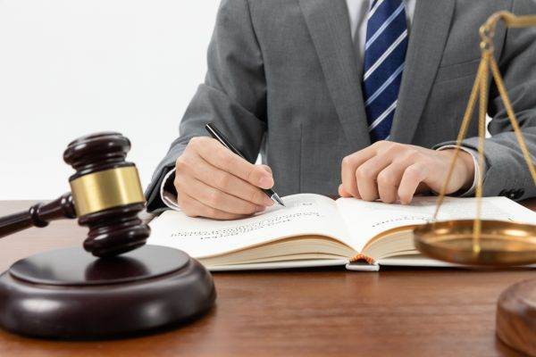 Surse: Bogdan Aurescu, susţinut de UE pentru funcţia de judecător la Curtea Internaţională de Justiţie