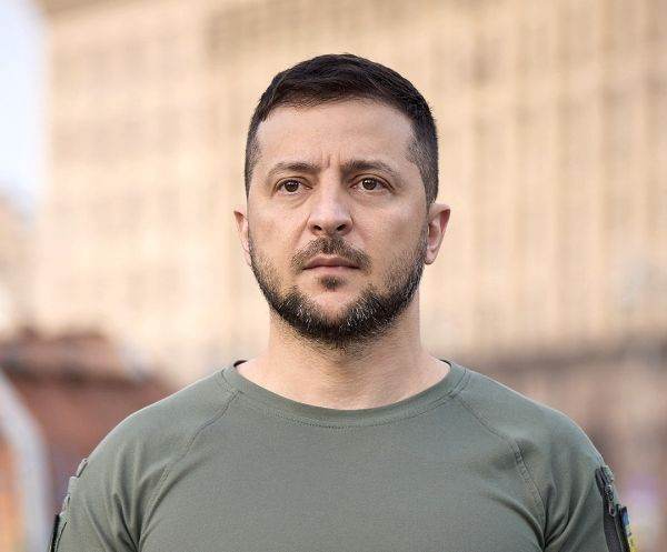 Zelenski a fost în apropierea liniei de front din sudul ţării şi a vizitat inclusiv catedrala din Odesa avariată de loviturile ruse. 