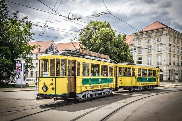 Nicuşor Dan: Va fi reluată licitaţia pentru reabilitarea liniilor de tramvai
