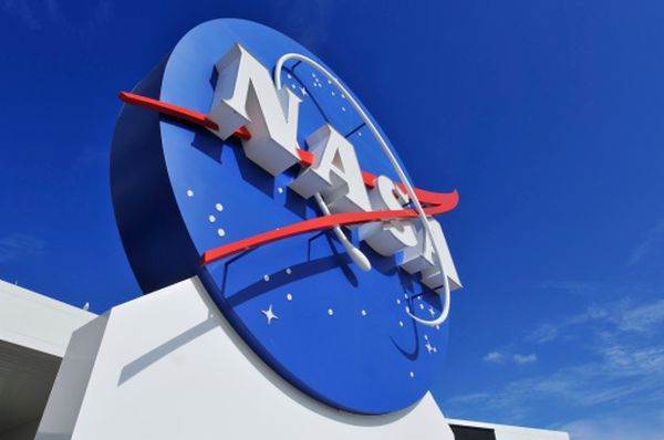 NASA a pierdut contactul cu sonda spaţială Voyager 2 