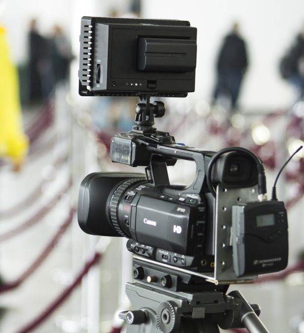 Mass-media - finanţată cu 58 milioane lei, în primul semestru, de partidele politice