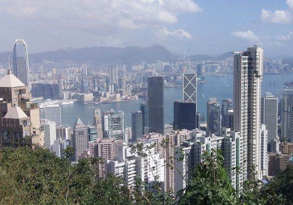 China aleargă tot mai repede şi ocoleşte tot mai bine barierele ridicate de Statele Unite
