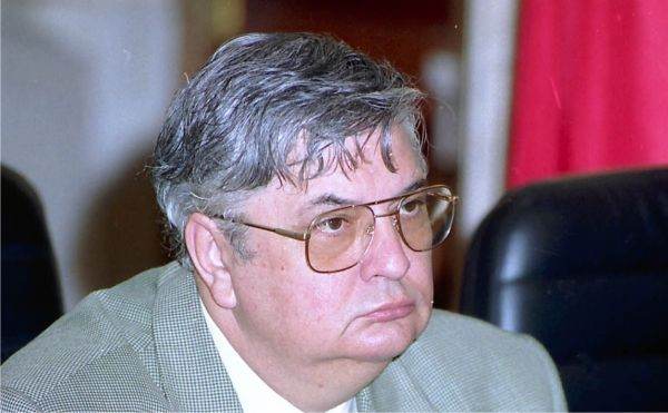 Mircea Coşea: "Fiscal measures will inhibit economic growth"