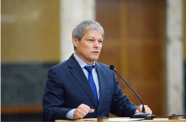 Dacian Cioloş: "We will support a minority government, if PNL breaks with PSD"