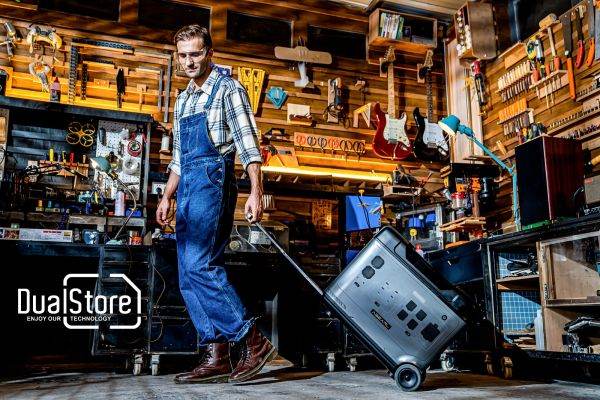 DualStore.ro: vânzările de staţii electrice şi panouri solare portabile au atins deja 5% din totalul comenzilor