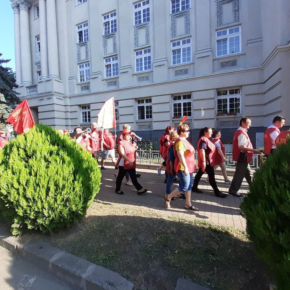SLPR protestează la Ministerul Cercetării Inovării şi Digitalizării