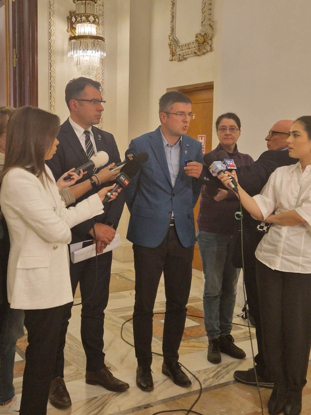 Darău: PSD şi PNL pun "pe piua" pensiile speciale din justiţie încă 5 ani de zile
