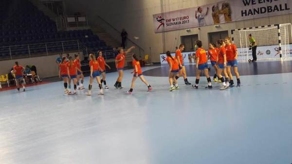 Handbal: CSM Bucureşti, a treia victorie în grupa A din Liga Campionilor