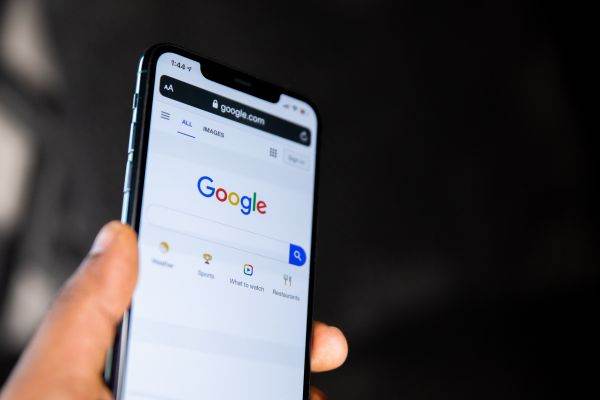 Reuters: Google investeşte până la 2 miliarde de dolari în compania de AI Anthropic
