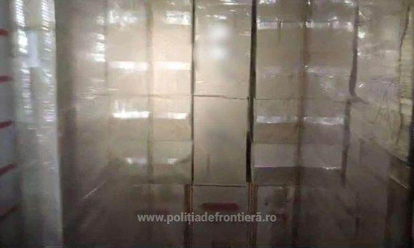 PFR: Ţigări în valoare de 300.000 euro au fost confiscate la PTF Siret