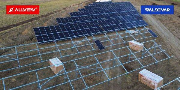 Iluminatul public al unui oraş din Maramureş va folosi energia verde produsă de centrala fotovoltaică construită de Allview şi Waldevar Joint Venture