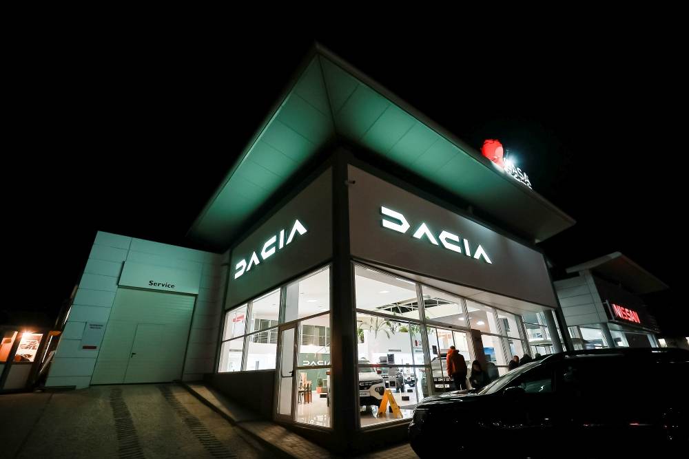 Tester Grup Iaşi a investit 1,8 milioane euro în tehnologii de ultimă generaţie pentru centrul de service Dacia - Renault - Nissan 