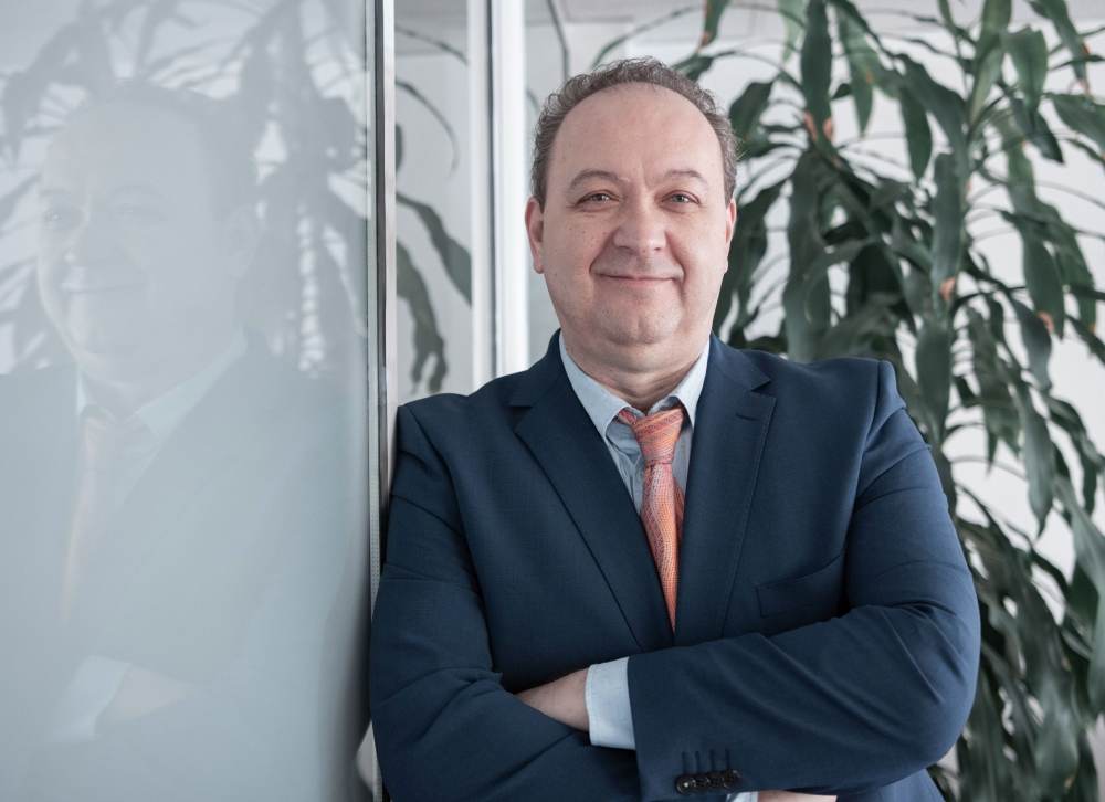 CREASOFT: Semnătura electronică pe documentele de muncă elimină până la 40% din munca birocratică