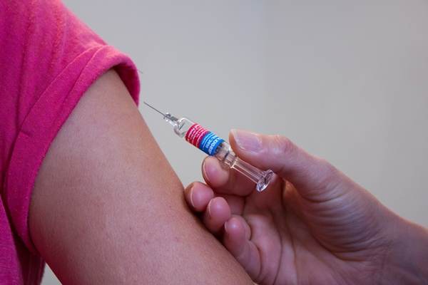 Rafila: "Obligaţiile contractuale pentru vaccinurile anti-Covid asumate de România decurg în continuare"
