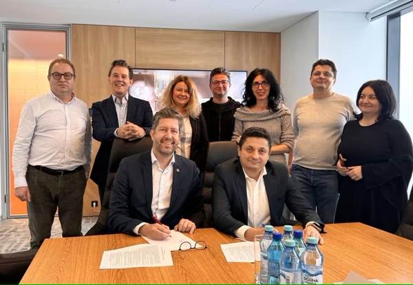 SD Worx cumpără Romanian Software