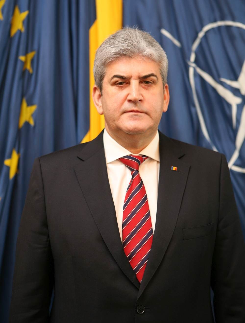 Gabriel Oprea - reales preşedinte al UNPR: "Ne pregătim pentru anul care urmează"