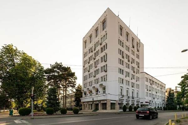 Clădirea Prefecturii Buzău intră în reabilitare cu fonduri din PNRR