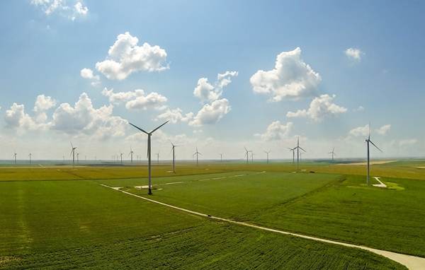 Guvernele UE se angajează să ia măsuri urgente prezentate în Pachetul privind Energia Eoliană