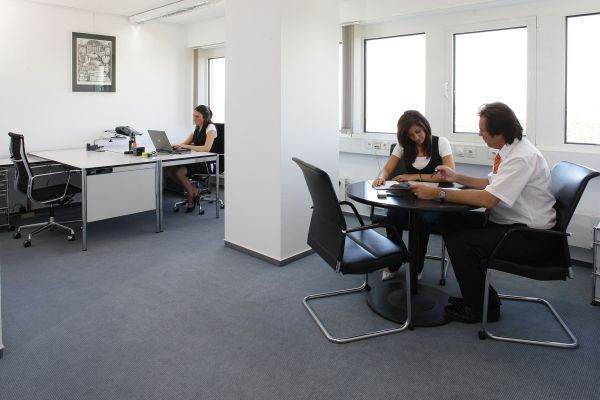Presă: România şi Ucraina au semnat acordul cu privire la cooperarea în domeniile digitalizării şi protecţiei cibernetice