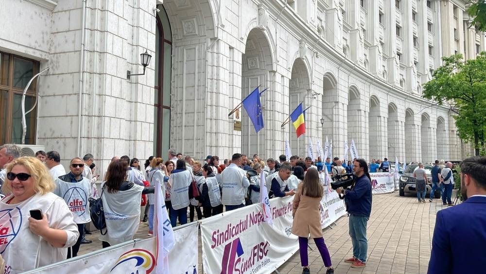 Cartel Alfa: Actuala coaliţie a început discuţiile interne referitoare la politica fiscală, în absenţa unei dezbateri publice