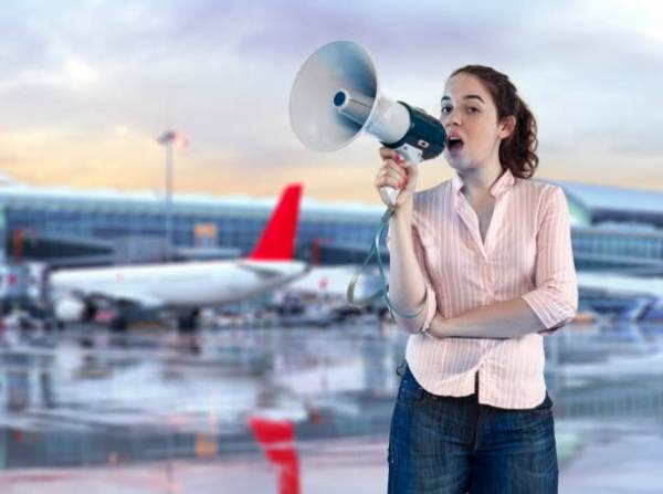 Reuters: "Greva unor angajaţi Lufthansa afectează zborurile programate pe aeroporturile din Germania"