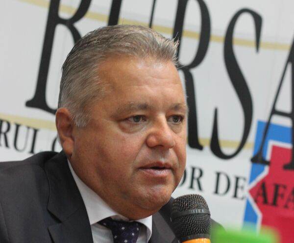 OMV Petrom: "Fostul preşedinte al ANRE renunţă la mandatul de membru al Consiliului de Supraveghere al OMV Petrom"