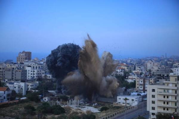 Reuters: Zeci de morţi, în urma unor atacuri israeliene lansate în Siria