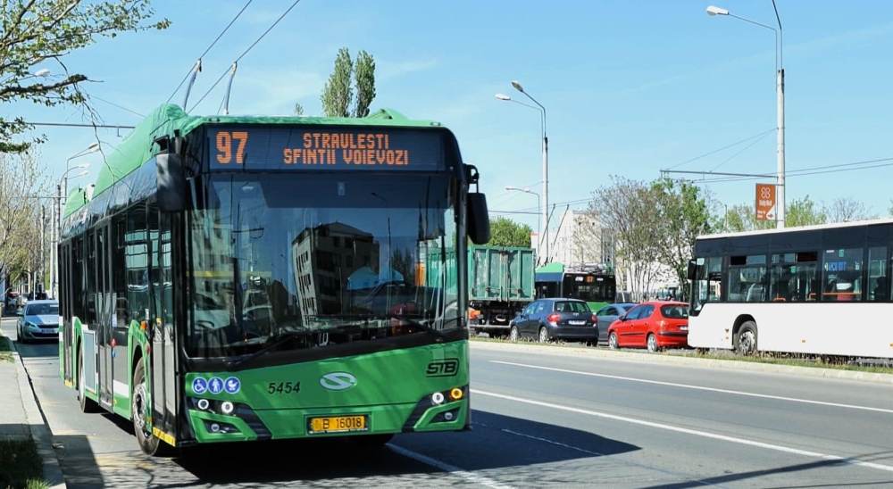 STB: Trasee modificate în weekend, în zona Piaţa Unirii