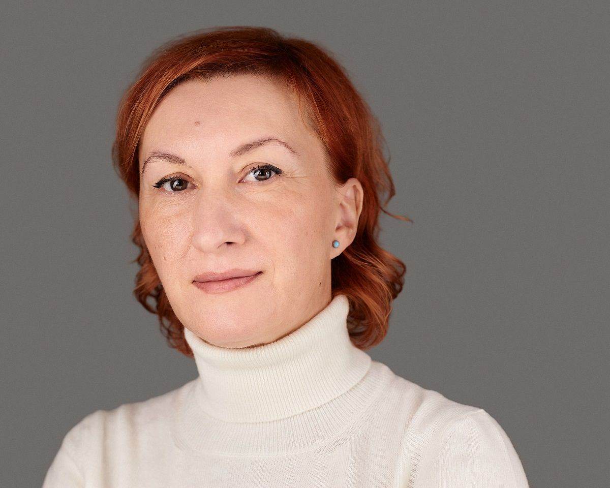 Angi Ionescu, The Mind