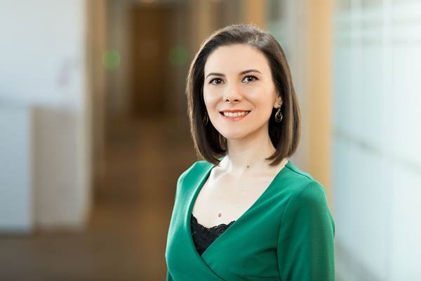 Oana Iacob, JTI : "Nivelul contrabandei cu ţigarete din martie, de aproape 10%, înseamnă pierderi anualizate la buget de 400 milioane euro"
