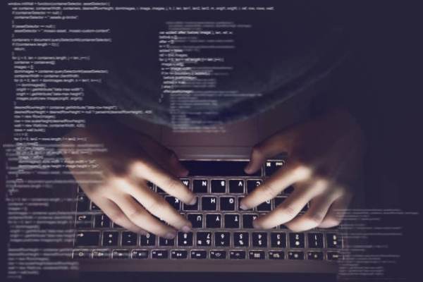 DNSC: Atacuri DDoS ale unor grupări de atacatori afiliaţi Rusiei împotriva unor site-uri din România