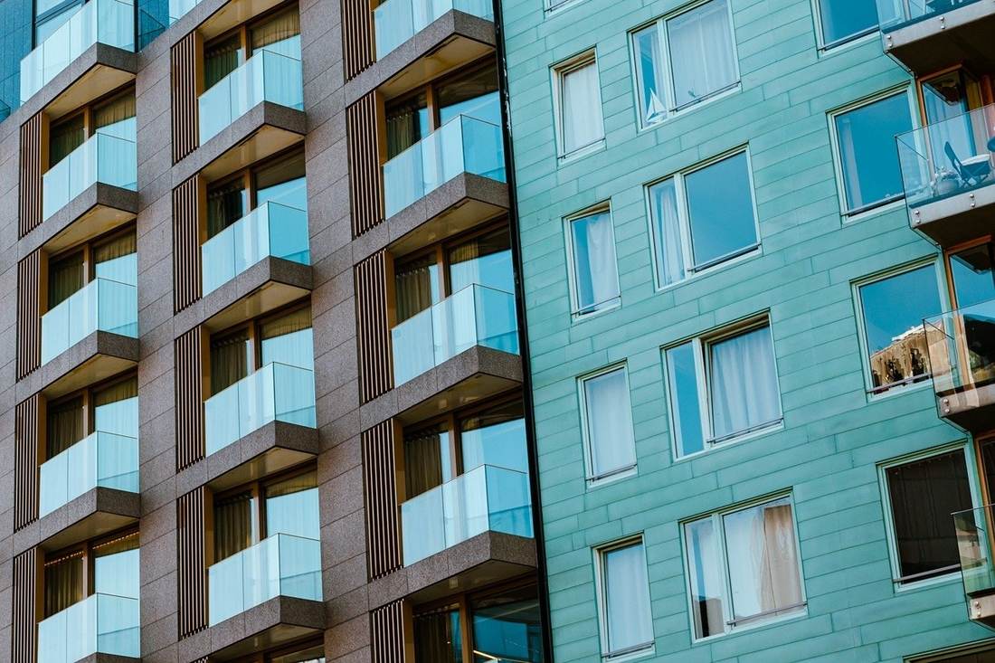 Imobiliare.ro: Interesul cumpărătorilor pentru locuinţele noi a explodat în Bucureşti, Cluj-Napoca şi Iaşi