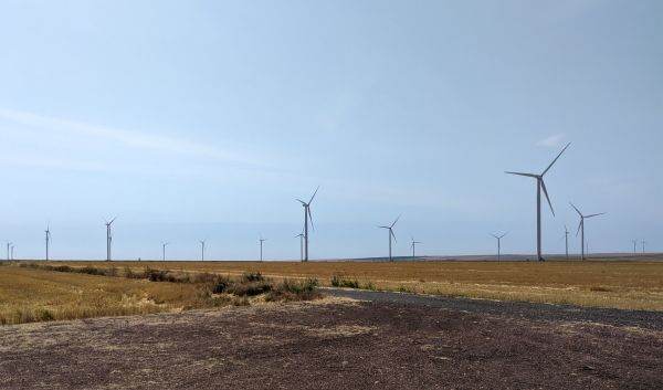 PPC încheie un acord pentru a achiziţiona portofoliul de 629 MW de energie regenerabilă al Evryo Group