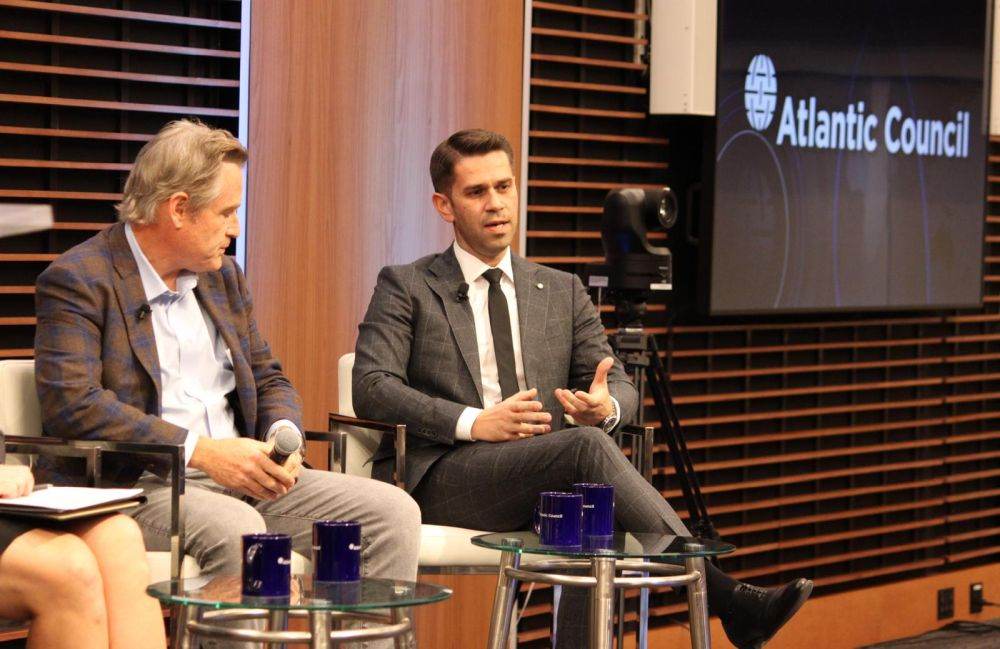 OVES Enterprise devine partenerul SUA în integrarea Inteligenţei Artificiale pentru securitatea naţională