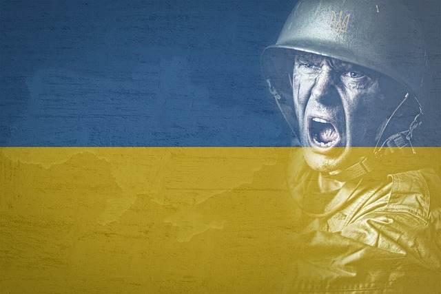 Ucraina: Atac masiv asupra unei fabrici militare din Rusia