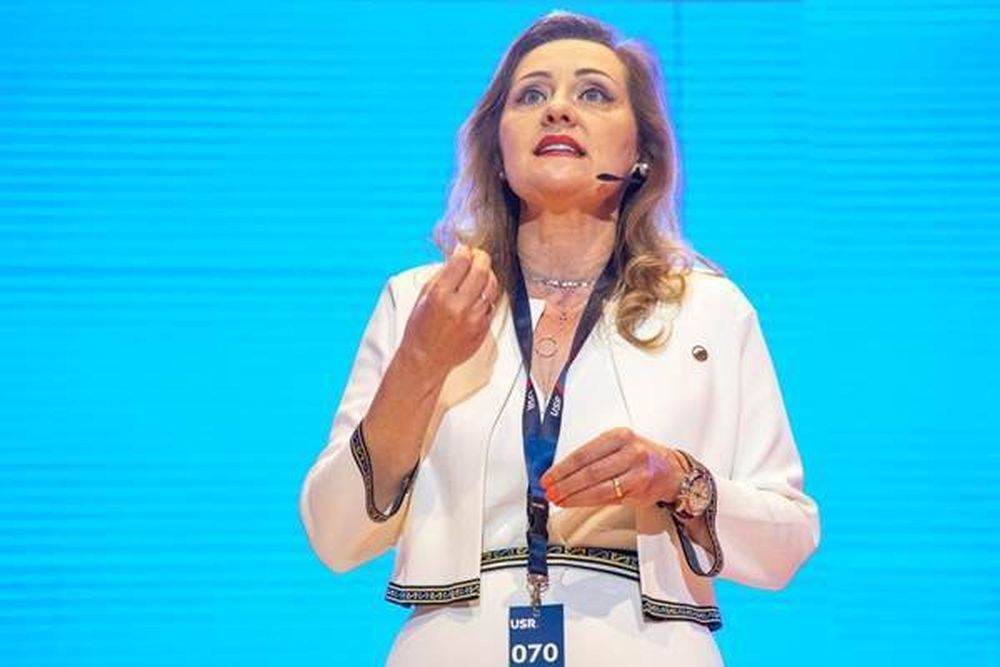 Elena Lasconi: Nu mai luaţi în calcul retragerea mea, pentru că nu se va întâmpla asta