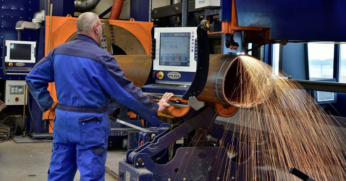 Plasmaserv lansează primul centru de testare a echipamentelor din ţară, sprijinind tranziţia tehnologică a industriei