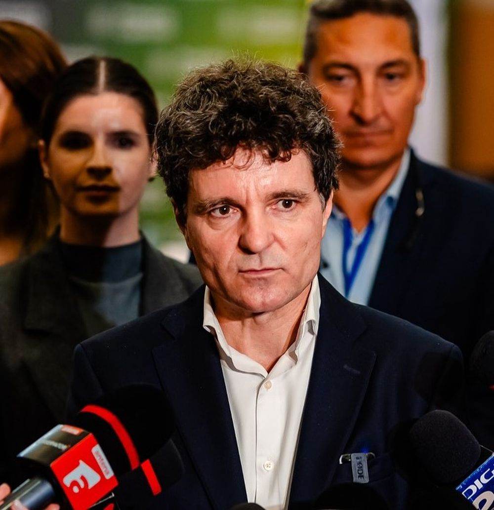 POLITICO: Nicuşor Dan, "matematicianul român care încearcă să-i împiedice pe Putin şi Trump să distrugă Occidentul"