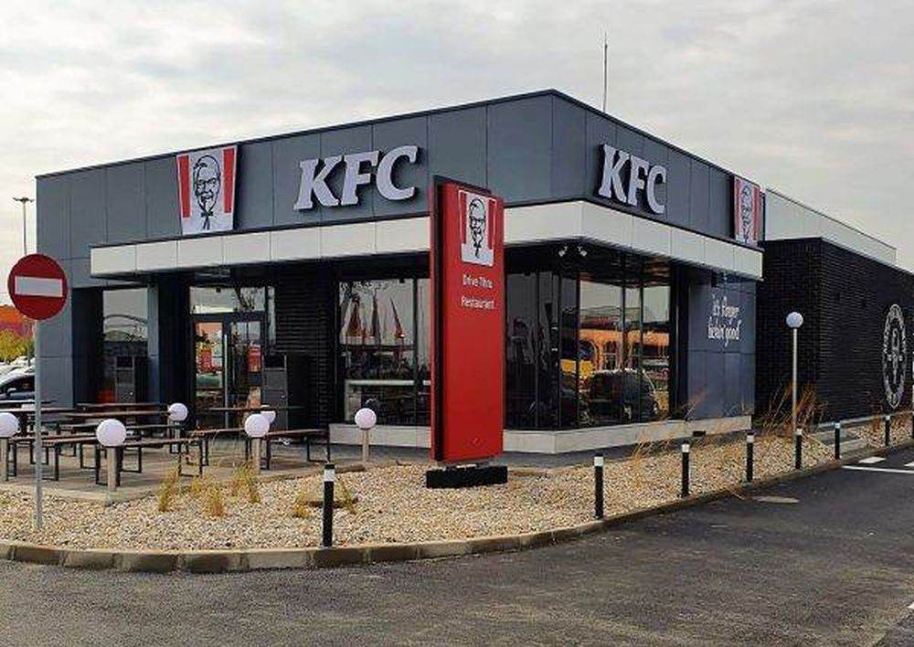 Sphera Franchise Group estimează vânzări de peste 1,73 miliarde lei şi investiţii de 100 milioane lei în 2025