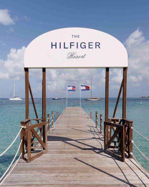Tommy Hilfiger - escapadă de vară la "The Hilfiger Resort"