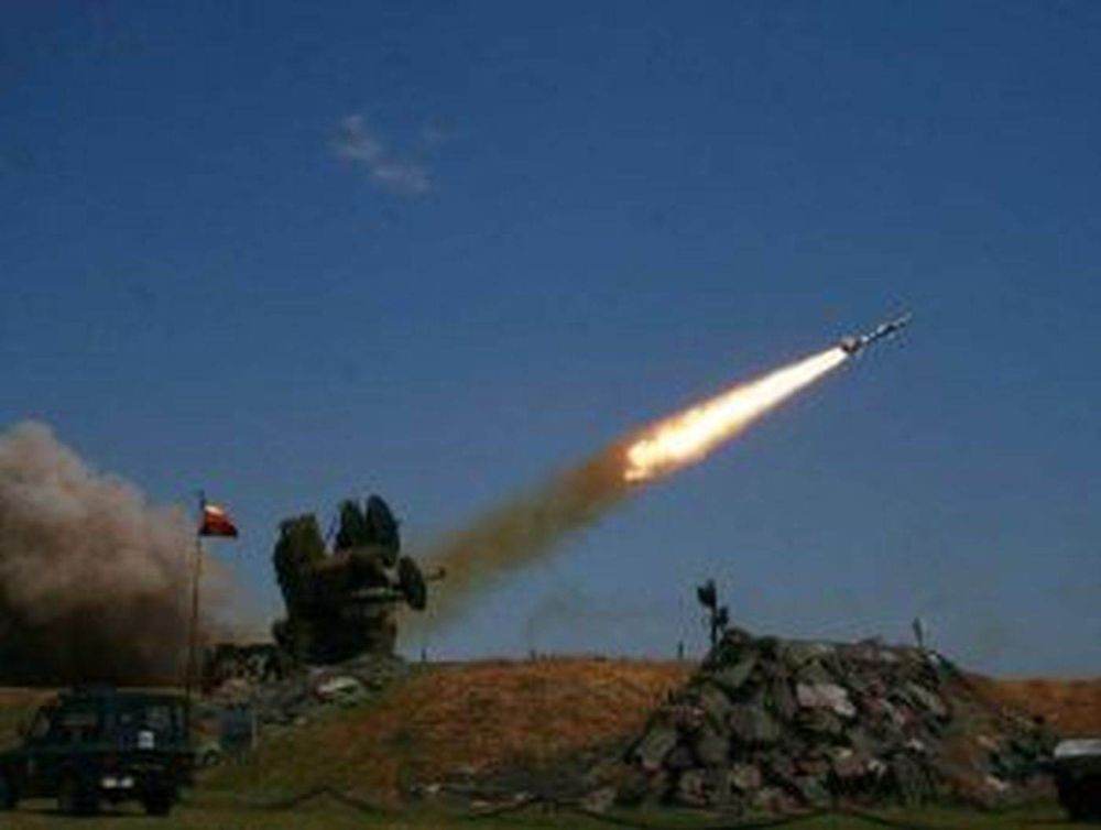 Israelul afirmă că a vizat un militant Hezbollah într-un atac aerian asupra sudului Beirutului