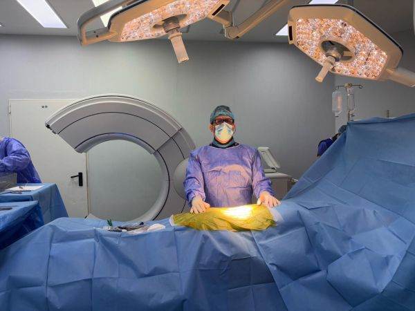 Sedentarismul şi tehnologia - factori de risc pentru afecţiuni neurochirurgicale; Cum prevenim apariţia lor