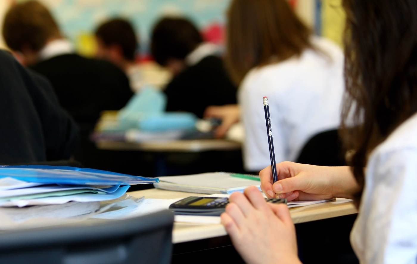 Modificarea Legii învăţământului superior - promulgată
