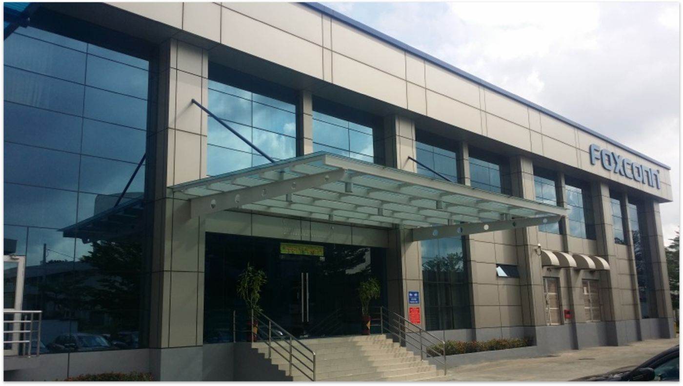 Foxconn intenţionează să colaboreze cu Nissan în domeniul vehiculelor electrice
