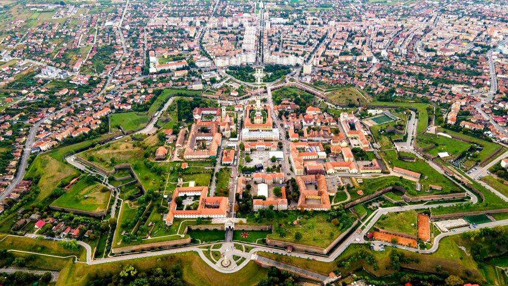 FPIOR susţine dezvoltarea ospitalităţii şi turismului prin conferinţa regională de la Alba Iulia