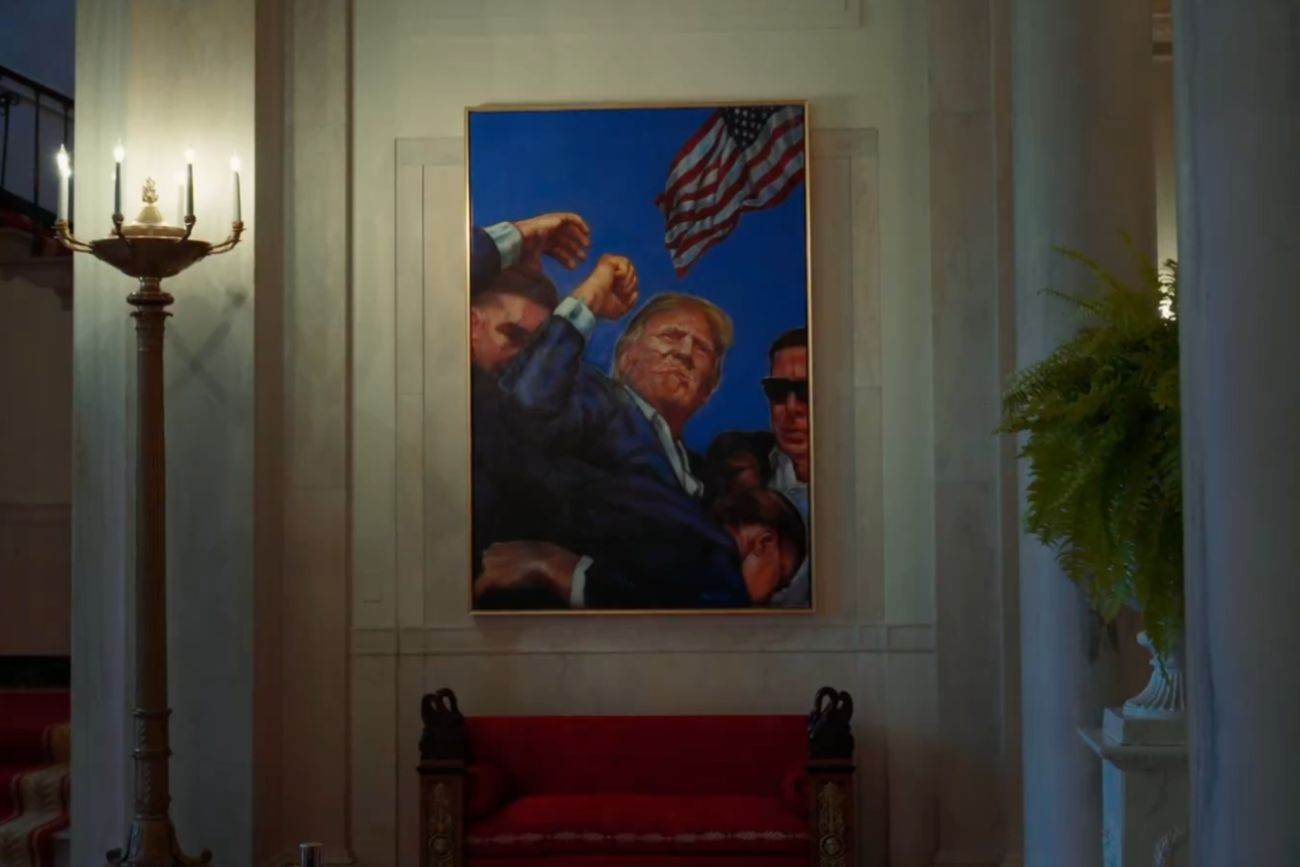 Casa Albă a înlocuit portretul lui Obama cu cel al lui Trump ridicând pumnul după tentativa de asasinat